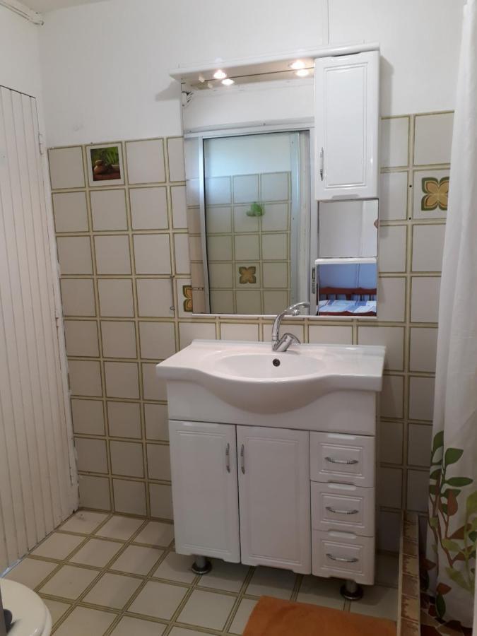 La Maison Aux Orchidees 珀蒂堡 外观 照片