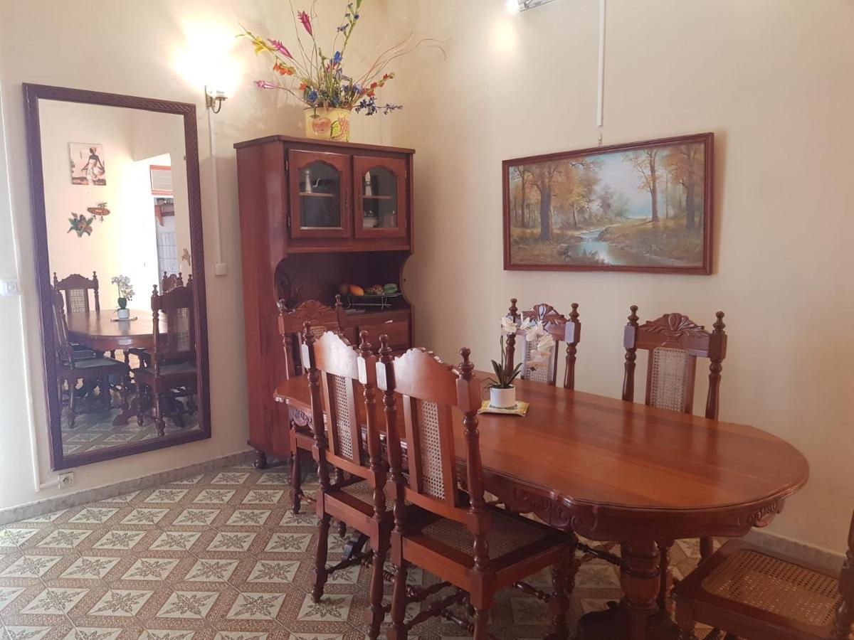 La Maison Aux Orchidees 珀蒂堡 外观 照片