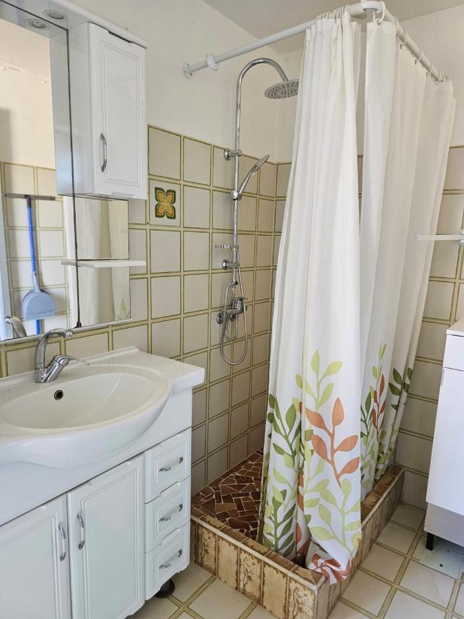 La Maison Aux Orchidees 珀蒂堡 外观 照片